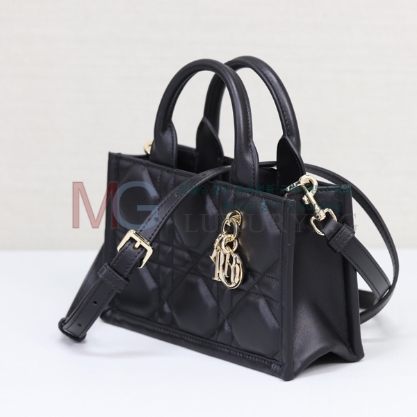 ��� �̴� �� ��Ʈ�� M557773-10