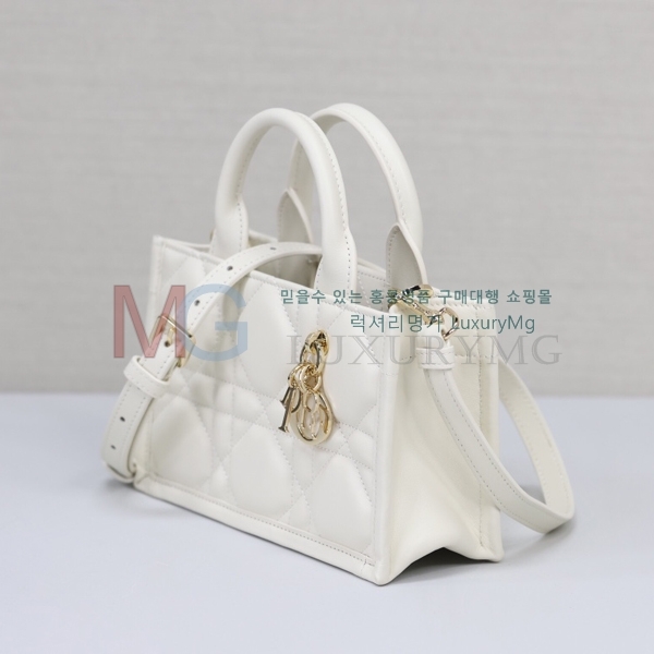 ��� �̴� �� ��Ʈ�� M557773-11
