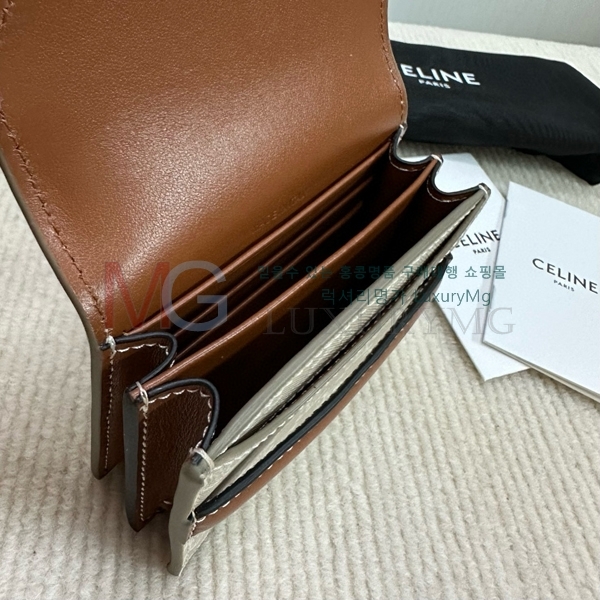 ������ Ʈ������ �����Ͻ� ī������ 10E242-2
