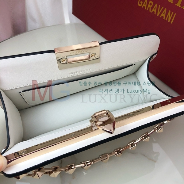 �߷�Ƽ�� ����ٴ� �����͵� 23 3081S-7
