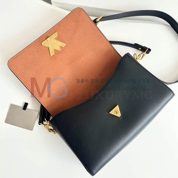 ���̺��� ����Ʈ Ʈ����Ʈ ����� M25359-1