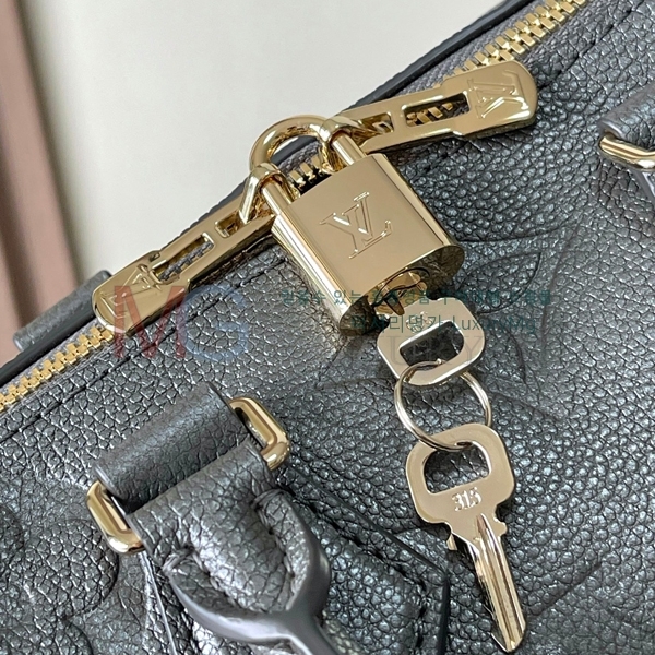 ���̺��� ���ǵ� �ݵѸ��� 20 M12013-300