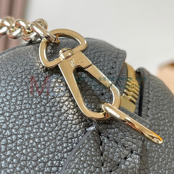���̺��� ���ǵ� �ݵѸ��� 20 M12013-300