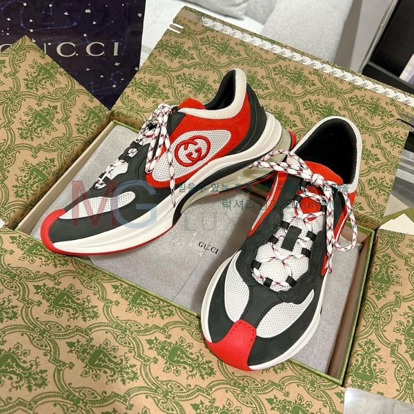  ���� Gucci  Run ����Ŀ�� GU250215