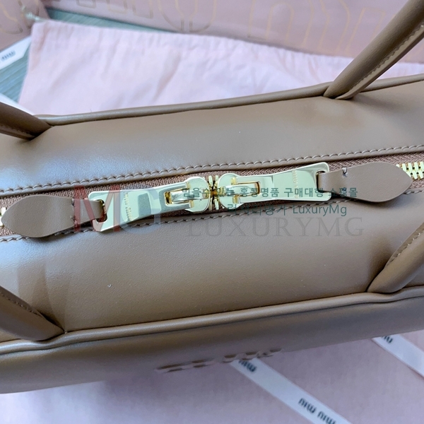 �̿�̿� NEW ���� �� �� 5BB117-102