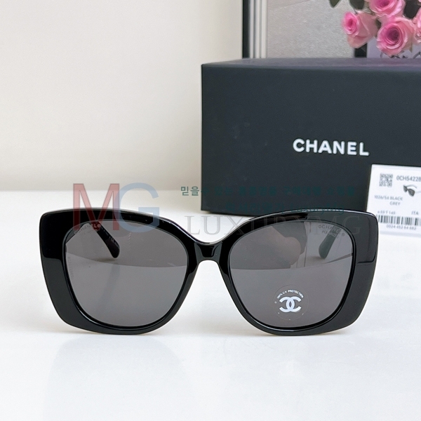 ���� ��* Ŭ���� ���۶� CY25811-3