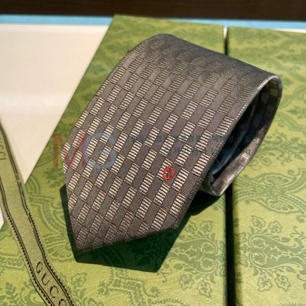 ���� ��Ÿ�� HE286902-2
