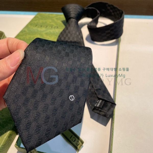���� ��Ÿ�� HE286902-4