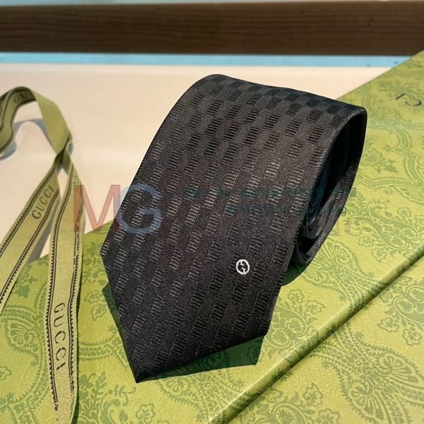 ���� ��Ÿ�� HE286902-4