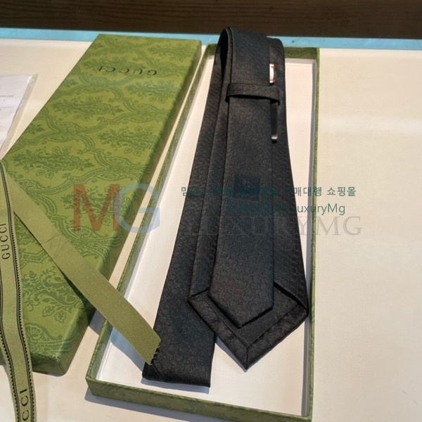 ���� ��Ÿ�� HE286904-5