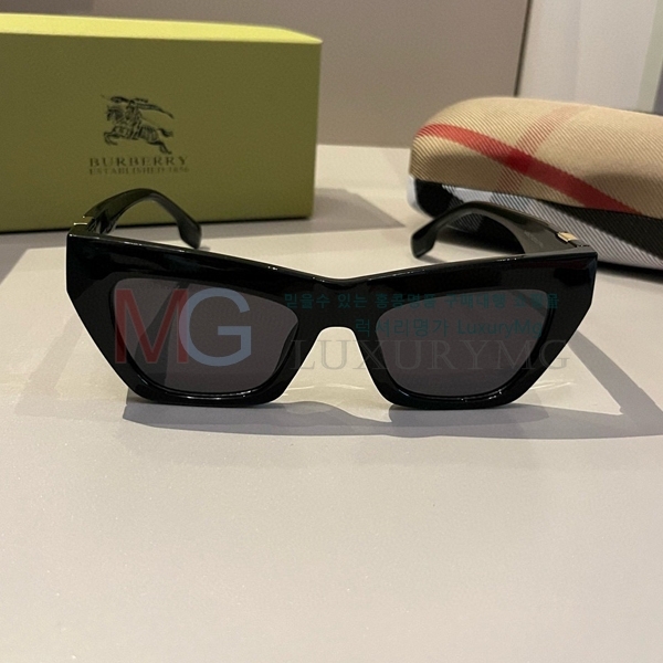 ������ ���۶� BY585405-1