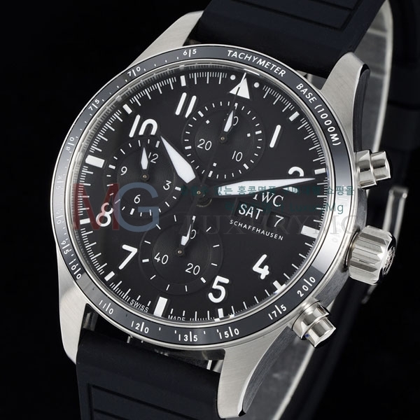  ���̴������� �����ƽ �ð� W69385-3 (41mm)