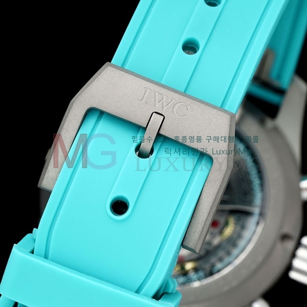  ���̴������� �����ƽ �ð� W69385-6 (41mm)