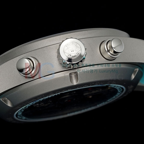  ���̴������� �����ƽ �ð� W69385-6 (41mm)