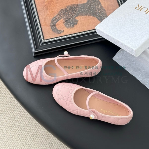 ��� �÷����� DR834025
