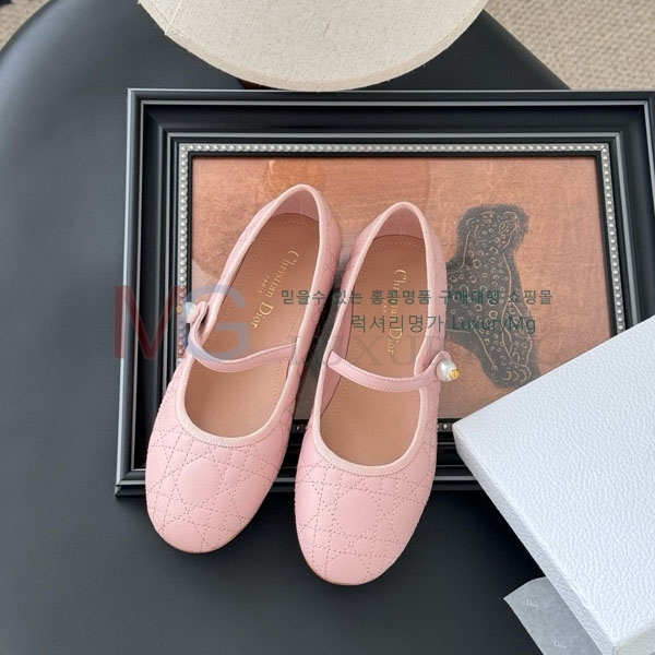  ��� �÷����� DR834025