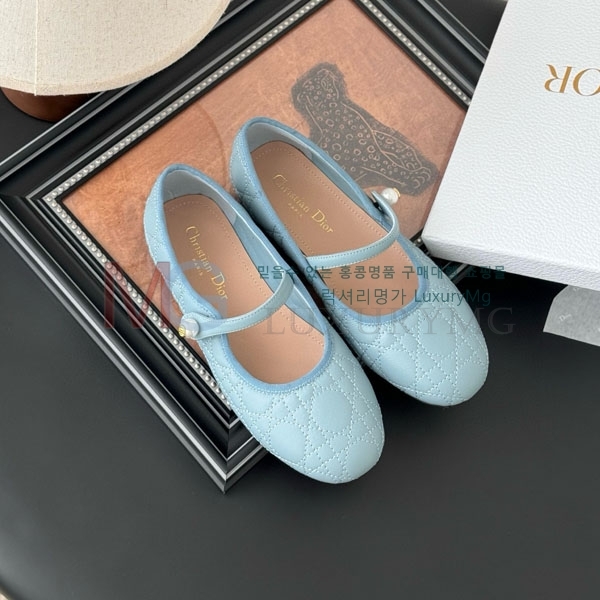  ��� �÷����� DR834025-2