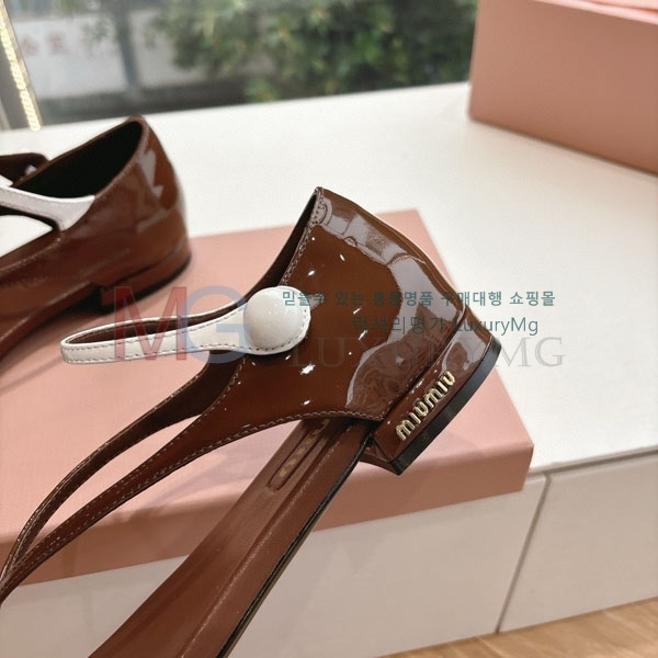 �̿�̿� ���� �ɸ� R7099062
