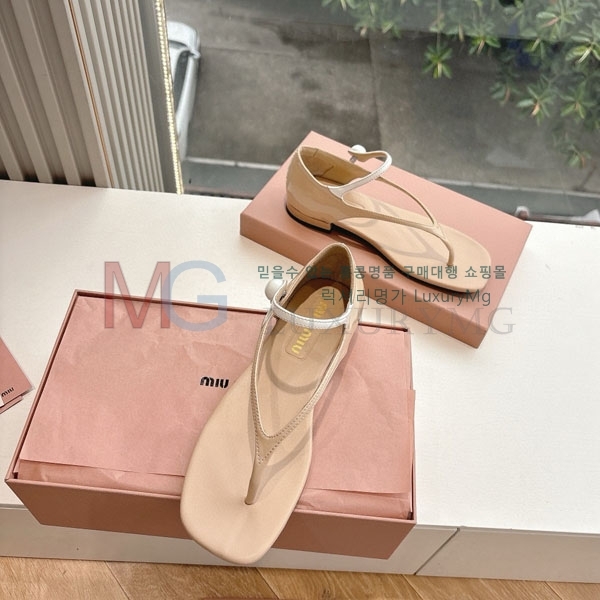 �̿�̿� ���� �ɸ� R7099062-2