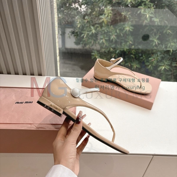 �̿�̿� ���� �ɸ� R7099062-2