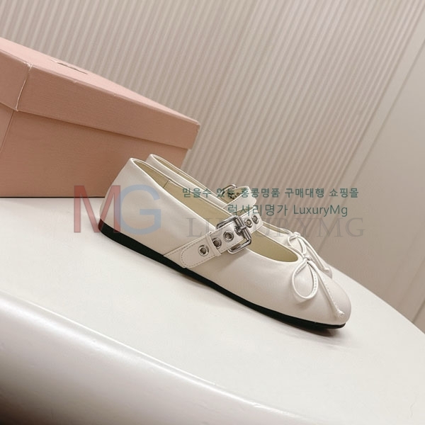 �̿�̿� ���� �÷����� mm200180-2