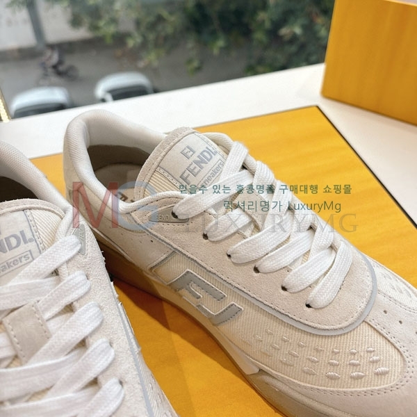 ��� ����Ŀ�� �������� 37F06602-4