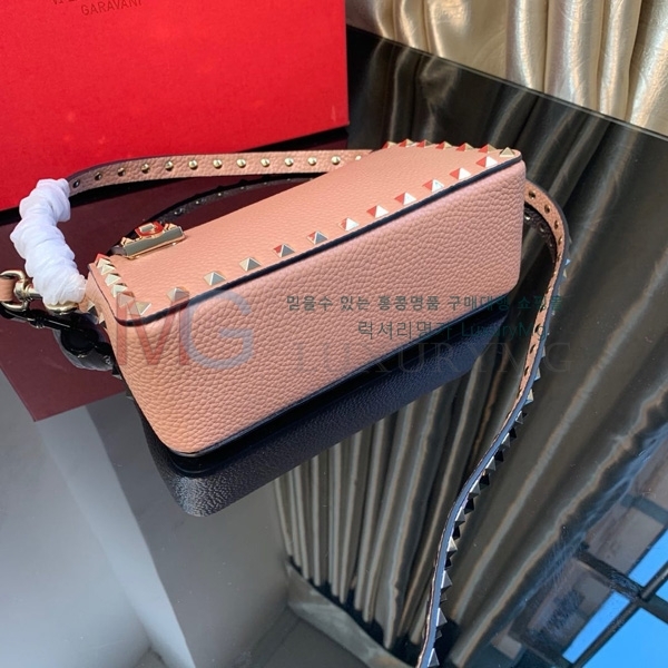 �߷�Ƽ�� �����͵� ũ�ν� �ٵ� �� 2B0J47-1