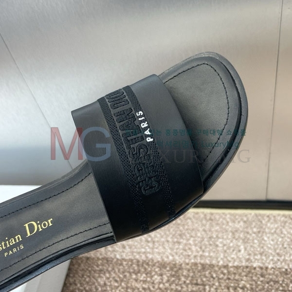 ��� ���� ������ ���� DI657770-2