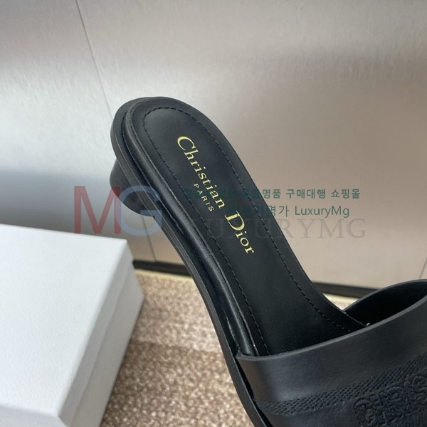 ��� ���� ������ ���� DI657770-2