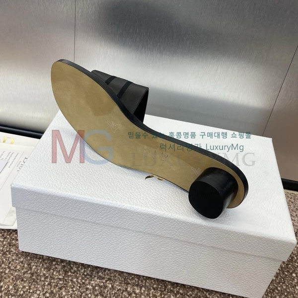 ��� ���� ������ ���� DI657770-2