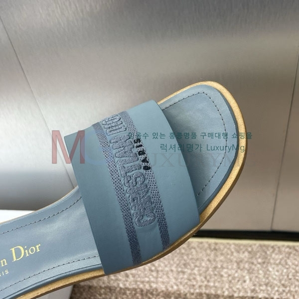 ��� ���� ������ ���� DI657770-3