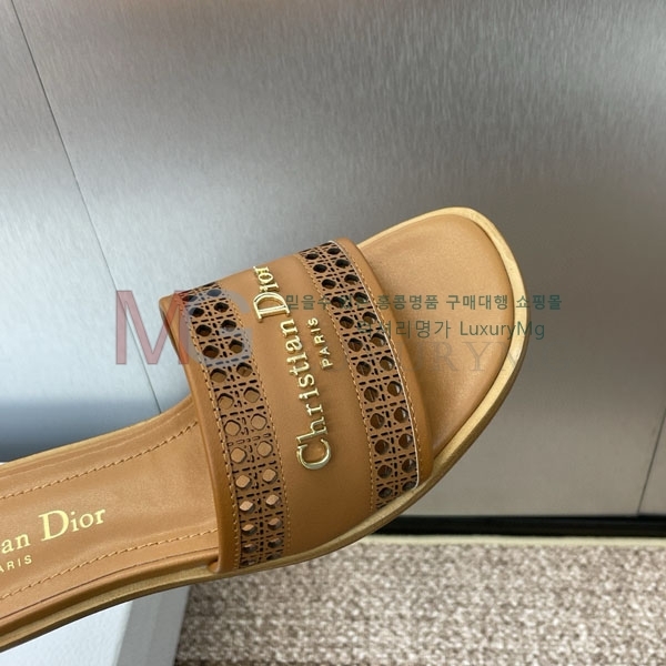 ��� ���� ������ ���� DI9905562-3
