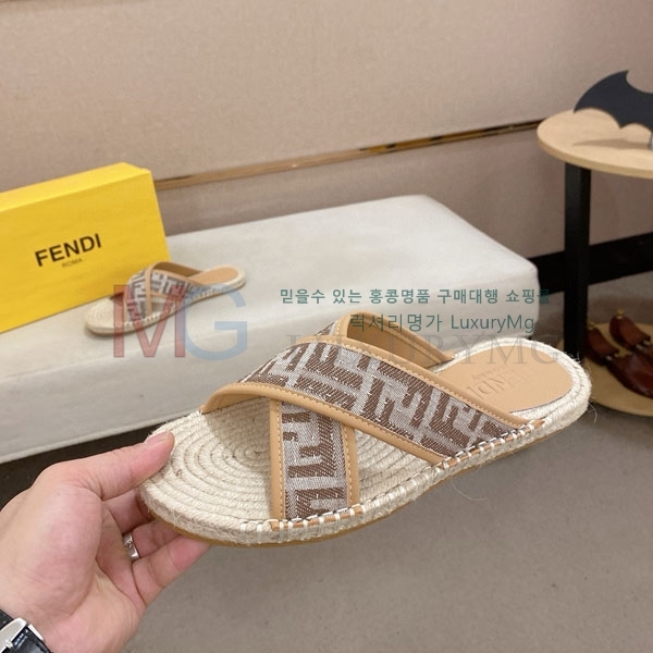 ��� ���� ������ AT553302-6