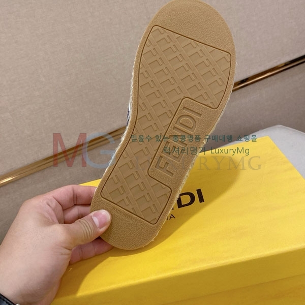 ��� ���� ������ AT553302-6