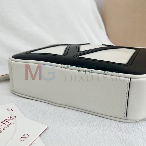 �߷�Ƽ�� ����ٴ� ��� ���۽�Ÿ ���� ���� ũ�ν��ٵ� �� 90200-1