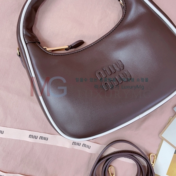 �̿�̿� ���� ȣ���� ���� 5BC125-101