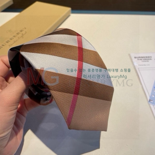 ������ ��Ÿ�� BU066270
