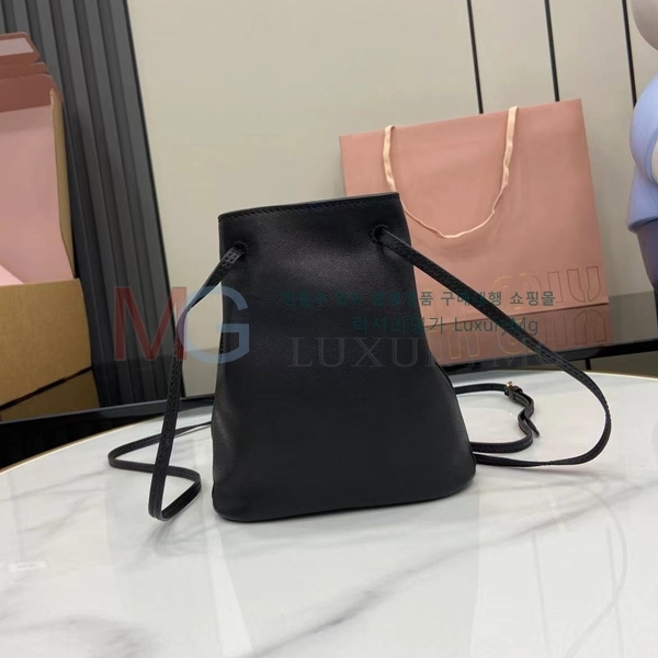 �̿�̿� ���� ���� �̴� �� 5NF460-1