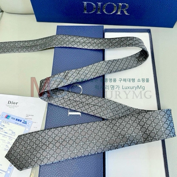 ��� ��Ÿ�� DR88840-3