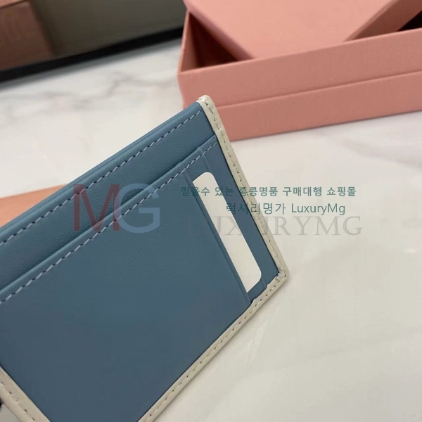 �̿�̿� ���׶�� ���� ���� ī�� Ȧ�� 5MV976-5