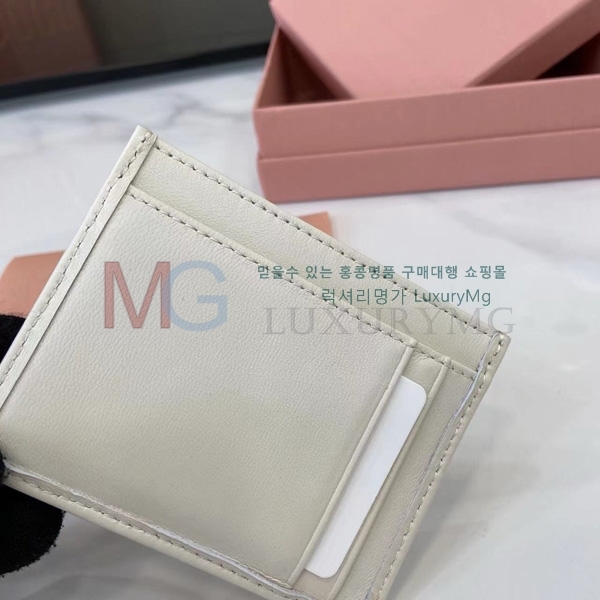 �̿�̿� ���׶�� ���� ���� ī�� Ȧ�� 5MV976-2