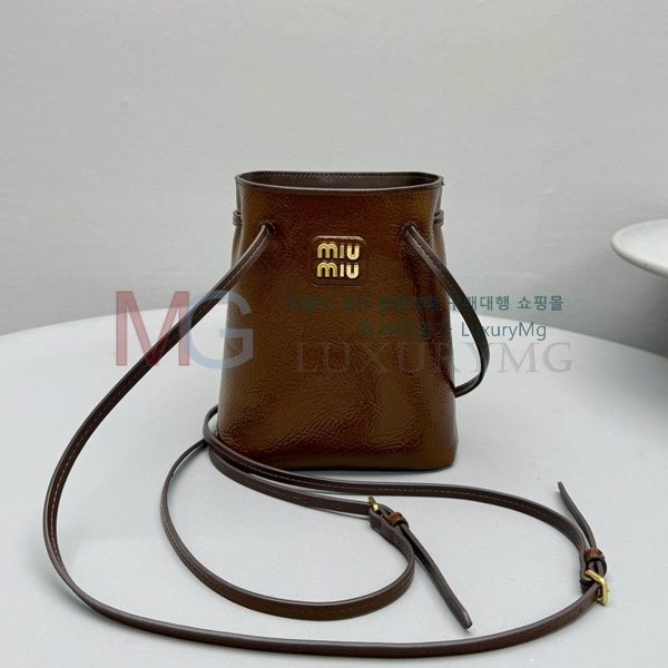 �̿�̿� �Ŀ�ġ 5NF460-202