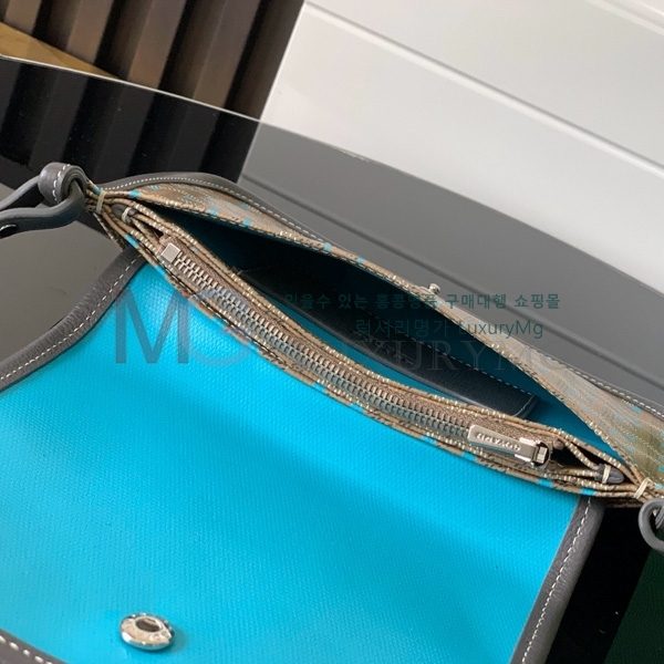 ���ߵ� Ŭ��ġ ũ�ν��� G00221-2