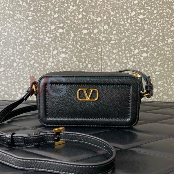 �߷�Ƽ�� ����ٴ� ũ�ν��� V6205-1