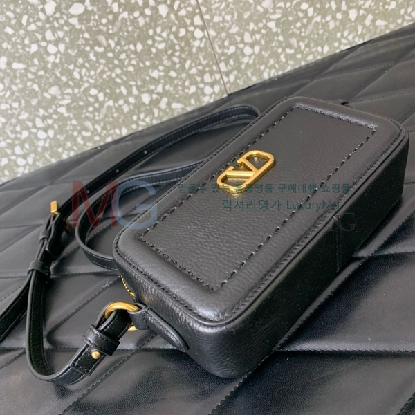 �߷�Ƽ�� ����ٴ� ũ�ν��� V6205-1