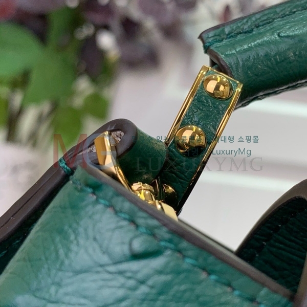 ���̺��� īǶ�� �̴� M94227-2