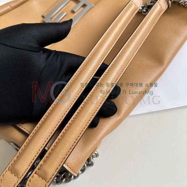��� FF �ٰ�Ʈ �� F8669-103