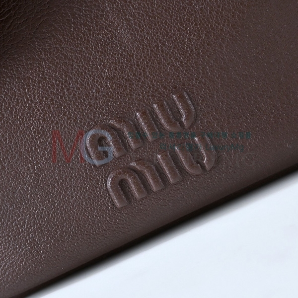 �̿�̿� ���� �ƹ�ٸ� ��Ʈ�� �Ŀ�ġ 5NR461-2