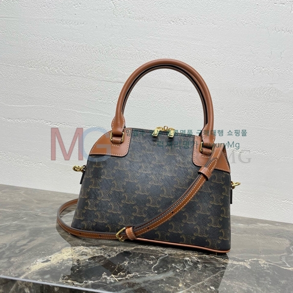 ������ Ʈ������ ĵ���� ���� ������ 121082