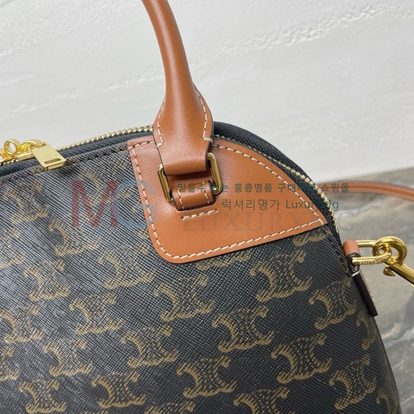 ������ Ʈ������ ĵ���� ���� ������ 121082